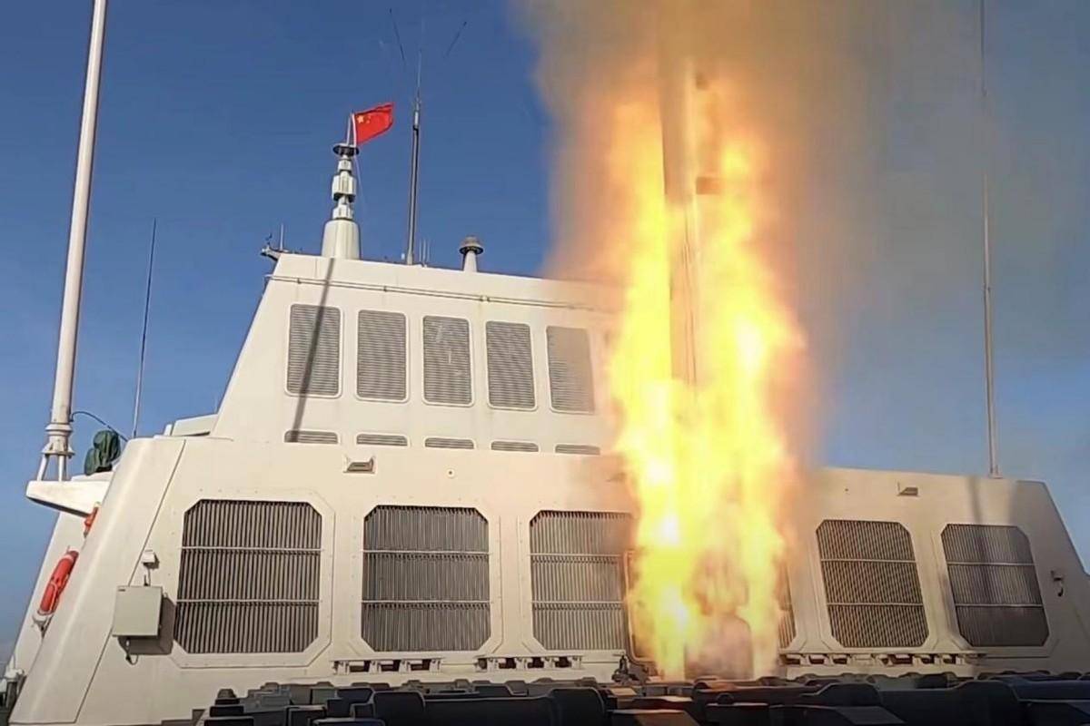 这种导弹是印度和俄罗斯以俄罗斯的红宝石巡航导弹为基础进行研制的