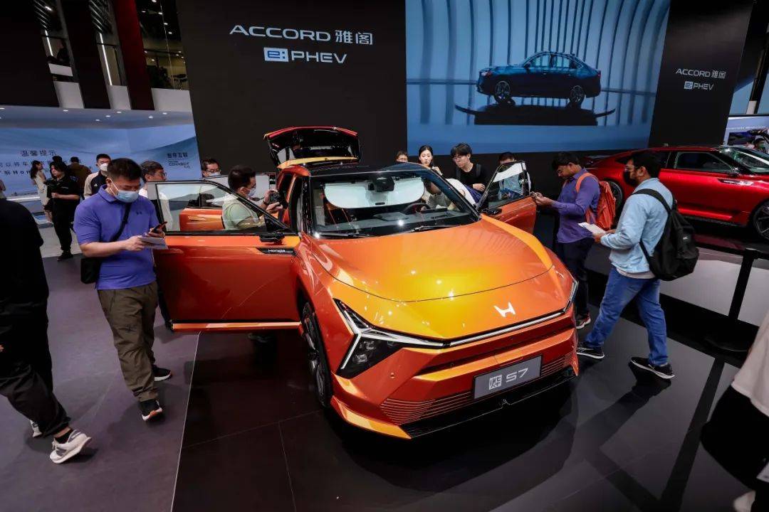 本田e:n和「烨」 造了37年电动车的企业的新答卷