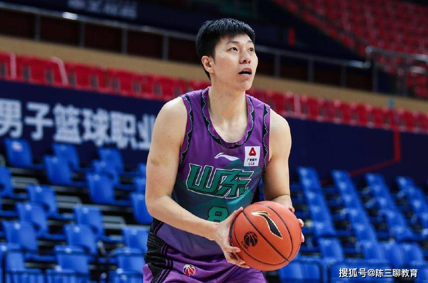 33岁少帅,曾是三分神投手,父亲为男篮名宿_李敬宇_巩晓彬_篮球
