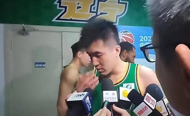 郭艾伦拒绝带伤出战:聪明之举!赵睿或因旧伤再次报销