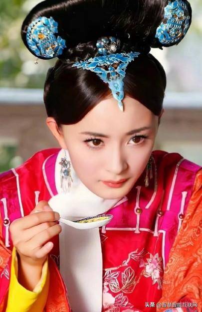 中国北京演员-杨幂85后关于哈尔滨1944的观后感!