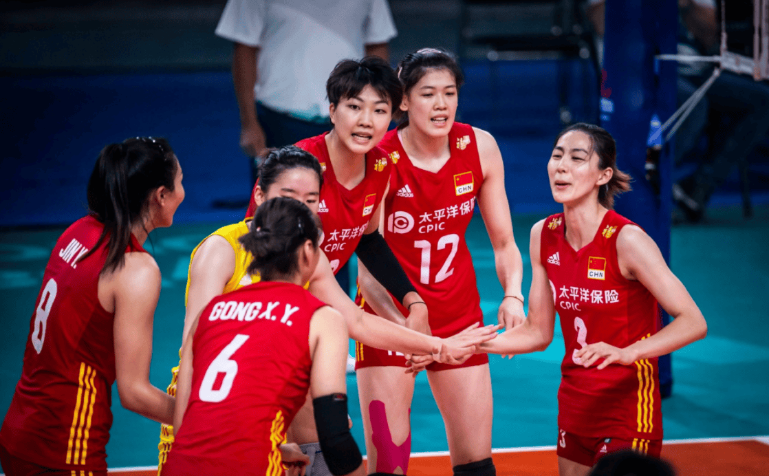 中国女排传来喜讯,蔡斌做出英明决定,球迷齐