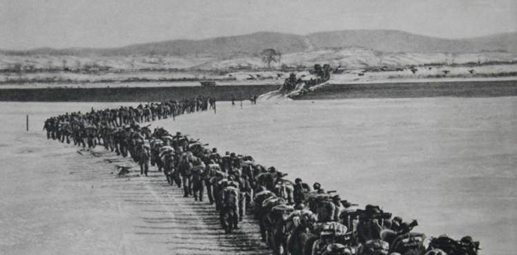 惨死在韩国"猪队友"卡车车轮下的"美国四星上将"