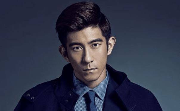 出生于1983年的修杰楷,虽然没能大火,却娶了女神级别的老婆