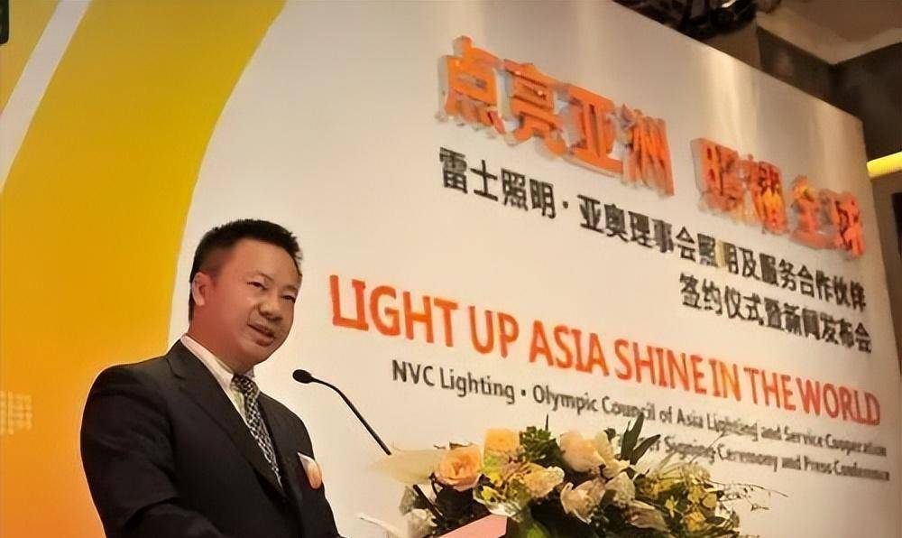 "悲情创始人"吴长江:一晚输5亿,赌掉300亿公司,送自己进大牢_雷士照明