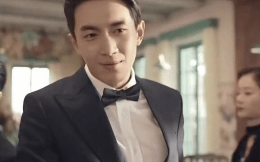 她是林更新最想挽回的一个前任,却在林更新开口前,和别人结了婚