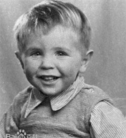 俗话说,三岁看大,这些科学巨匠,能从他小时候长相看出点头绪吗