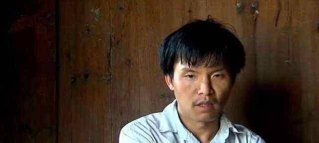 殴打父亲,掏空小妹,失业10年,进精神病院,中国啃老族有多可怕_刘琦