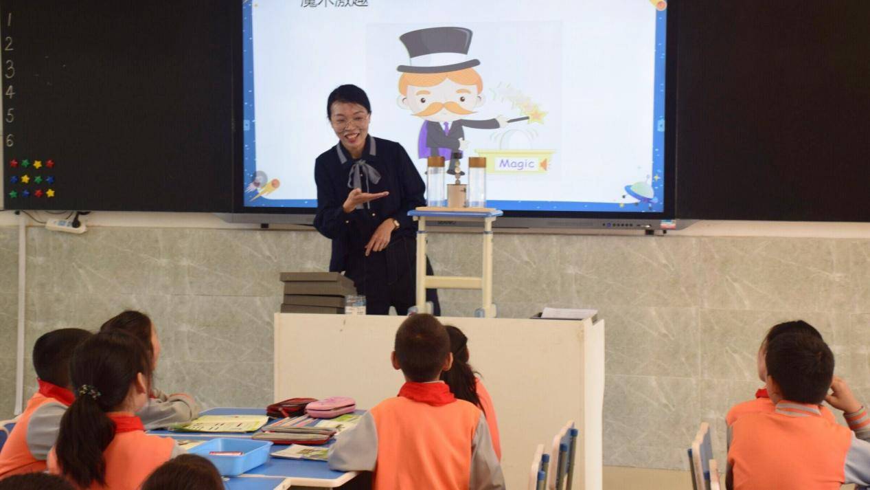 灞桥区进校深入老洞小学开展课堂教学送教活动 推动教育均衡发展注入