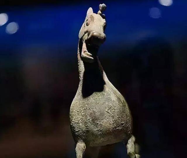 马踏飞燕的正面照,为什么很少人拍?看到正面照后忍不住哈哈大笑