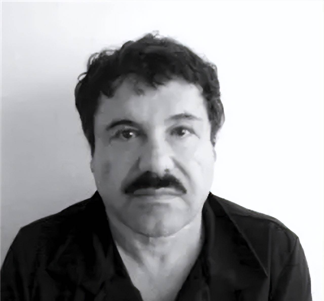 墨西哥第一大毒枭,比你想象更夸张_古兹曼_毒品_姑娘