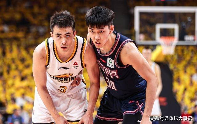 杜锋紧急变阵,广东12人名单重排,2米13中锋投三分_比赛_辽宁_内线