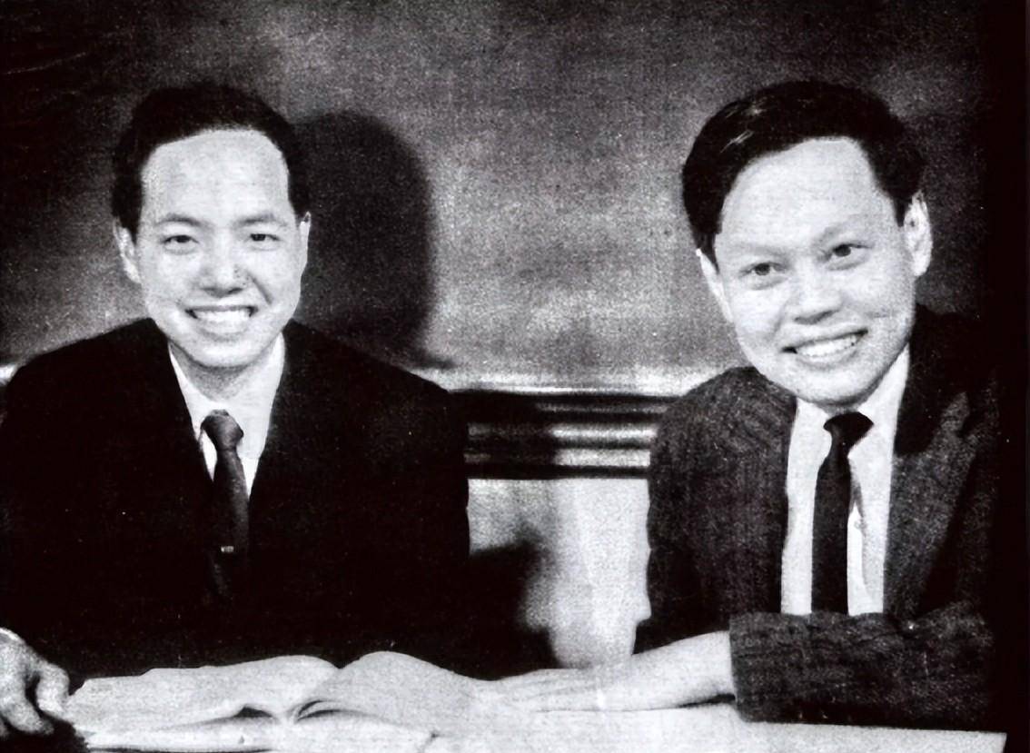 当杨振宁看到岳父的来信后十分高兴,连忙当着张文裕的面写下一封回信