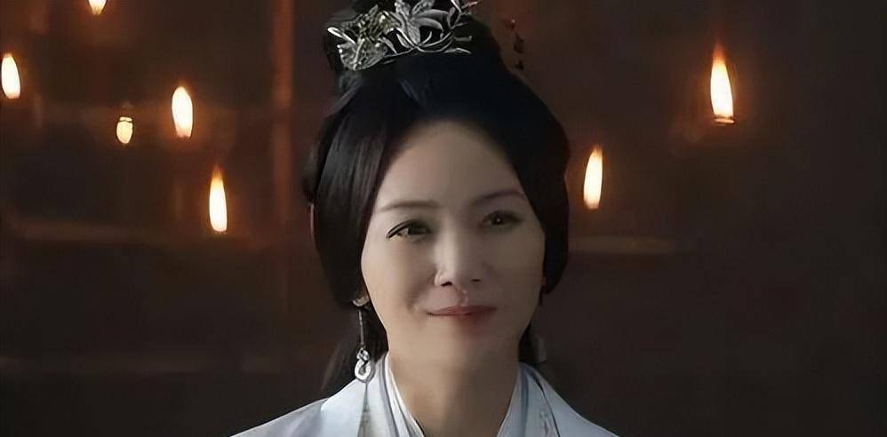 皇后与越妃,不争不抢相互敬重,历史上的两人也是这样吗?