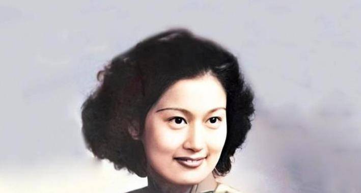 袁永熹和叶公超:本是最美的师生恋,丈夫却爱上堂妹,她出走40年