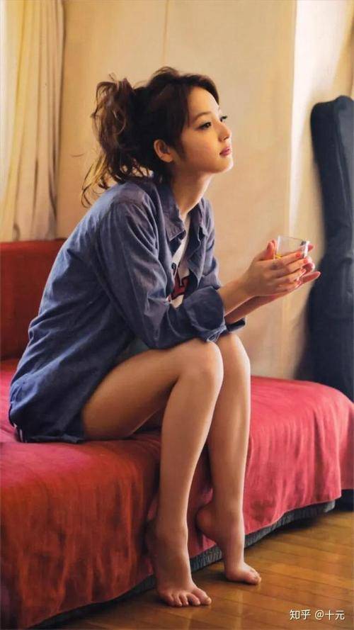 佐佐木希35岁新高度:仙女颜 魔鬼身材,美艳无边界!