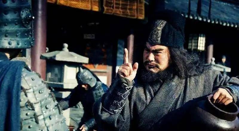 箭法超凡,与关羽神似,刘备送兵马三千,曹操赠予补品的三国名将