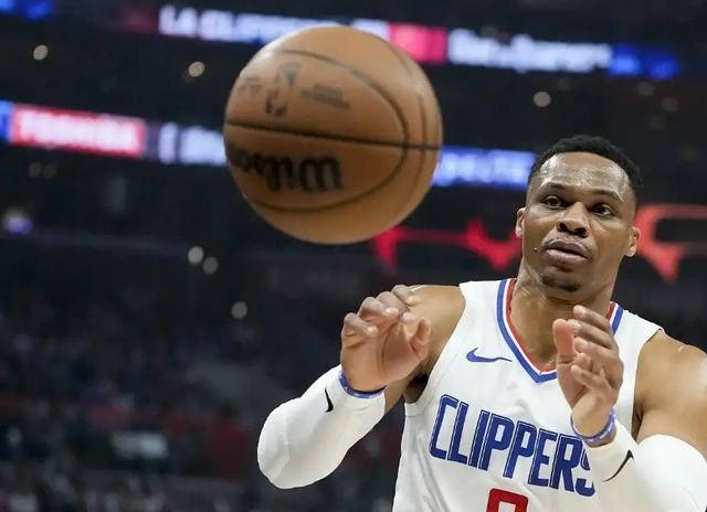 基德与威少:控卫历史地位的对比