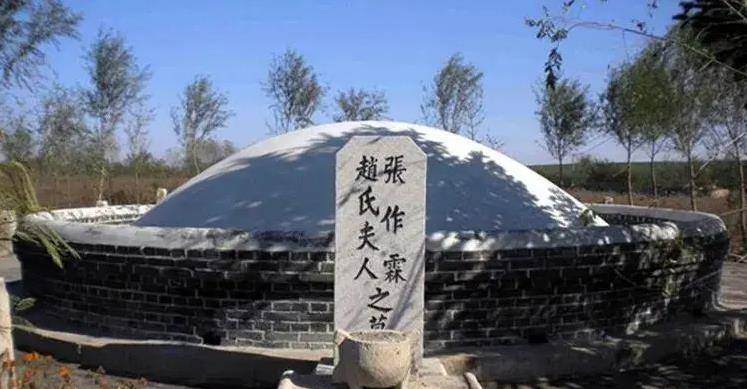 张作霖和郭松龄,一对"冤家"竟停棺一处,真是世事弄人