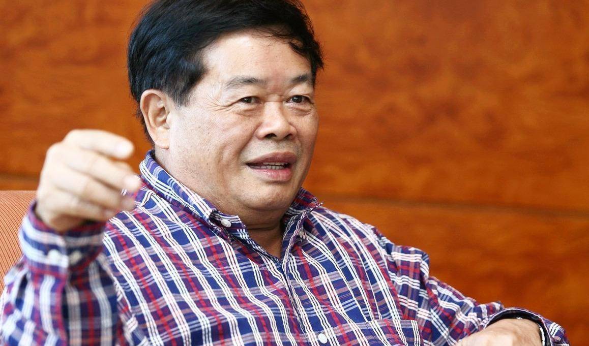 捐款超过百亿,却只给家乡捐了50万,曹德旺:我有我的道理