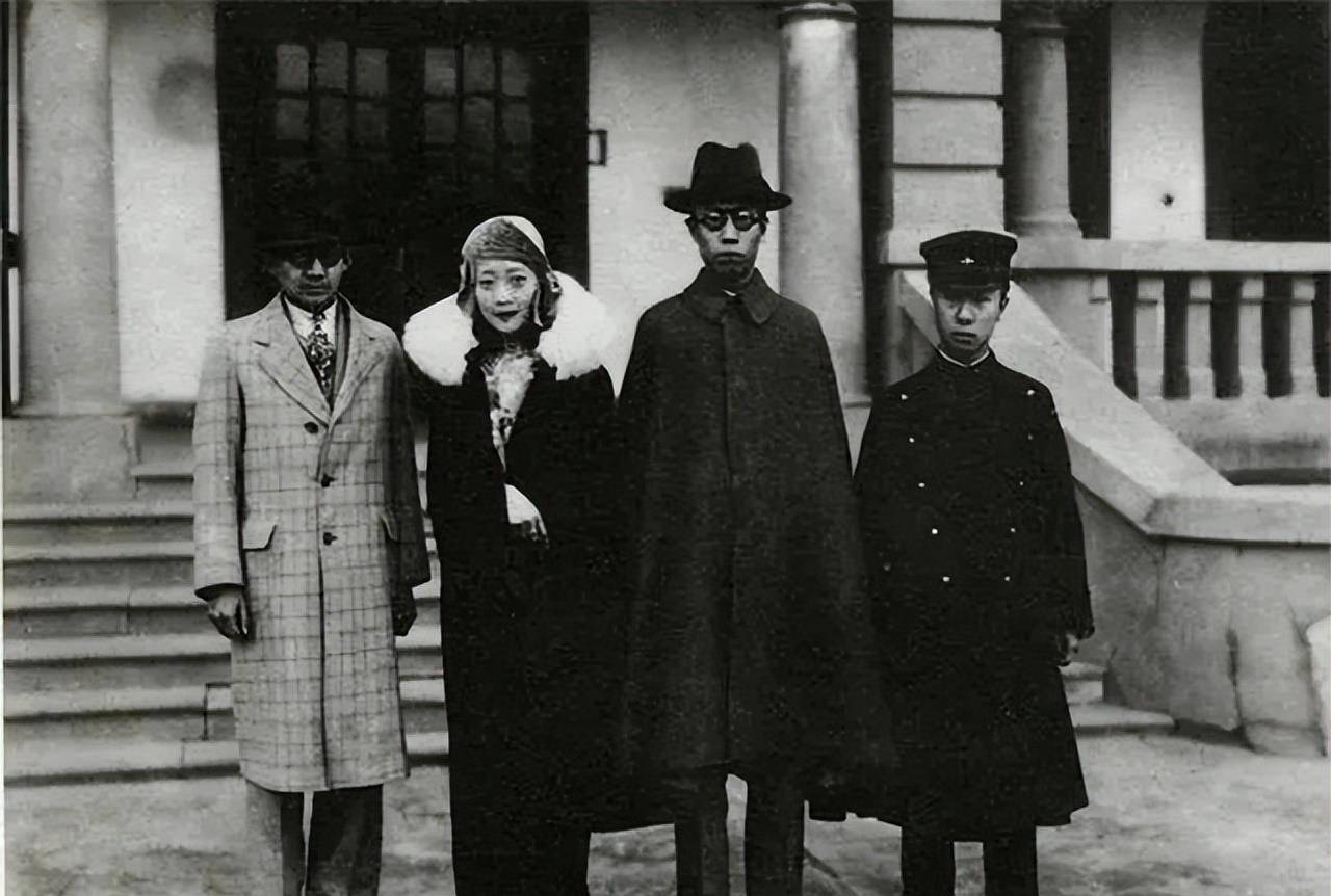 婉容:敢给皇帝戴绿帽,死后被扔臭水沟,溥仪晚年说她"好虚荣"