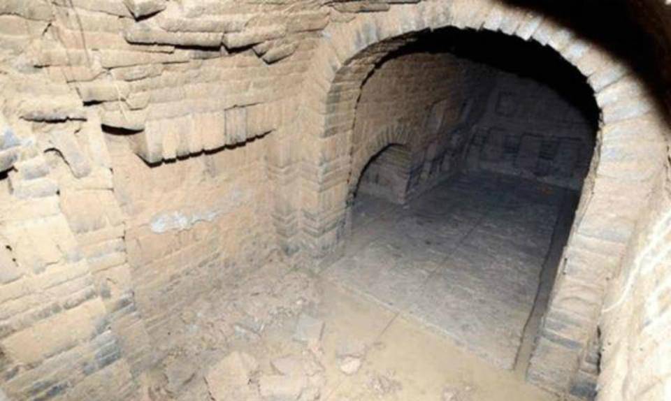 陕西千年古墓暗藏奇珍异宝,盗墓贼为何一无所获,墓中有何玄机?