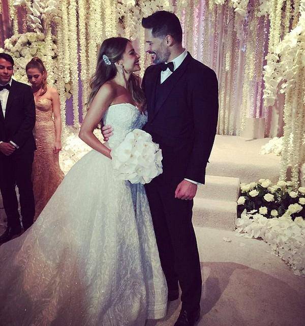 18岁结婚生子3年离婚,37岁爆红43岁再婚,32f性感硬核御姐索菲娅