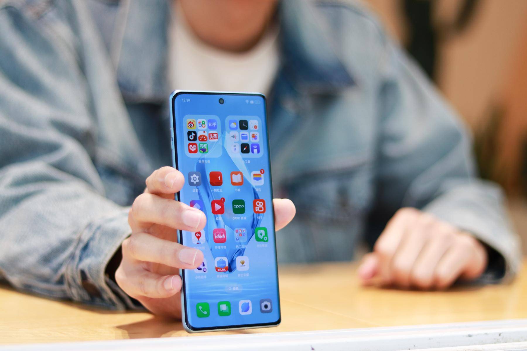 纠结了很久,还是入手了一加ace3,使用一个月,分享几点真实感受