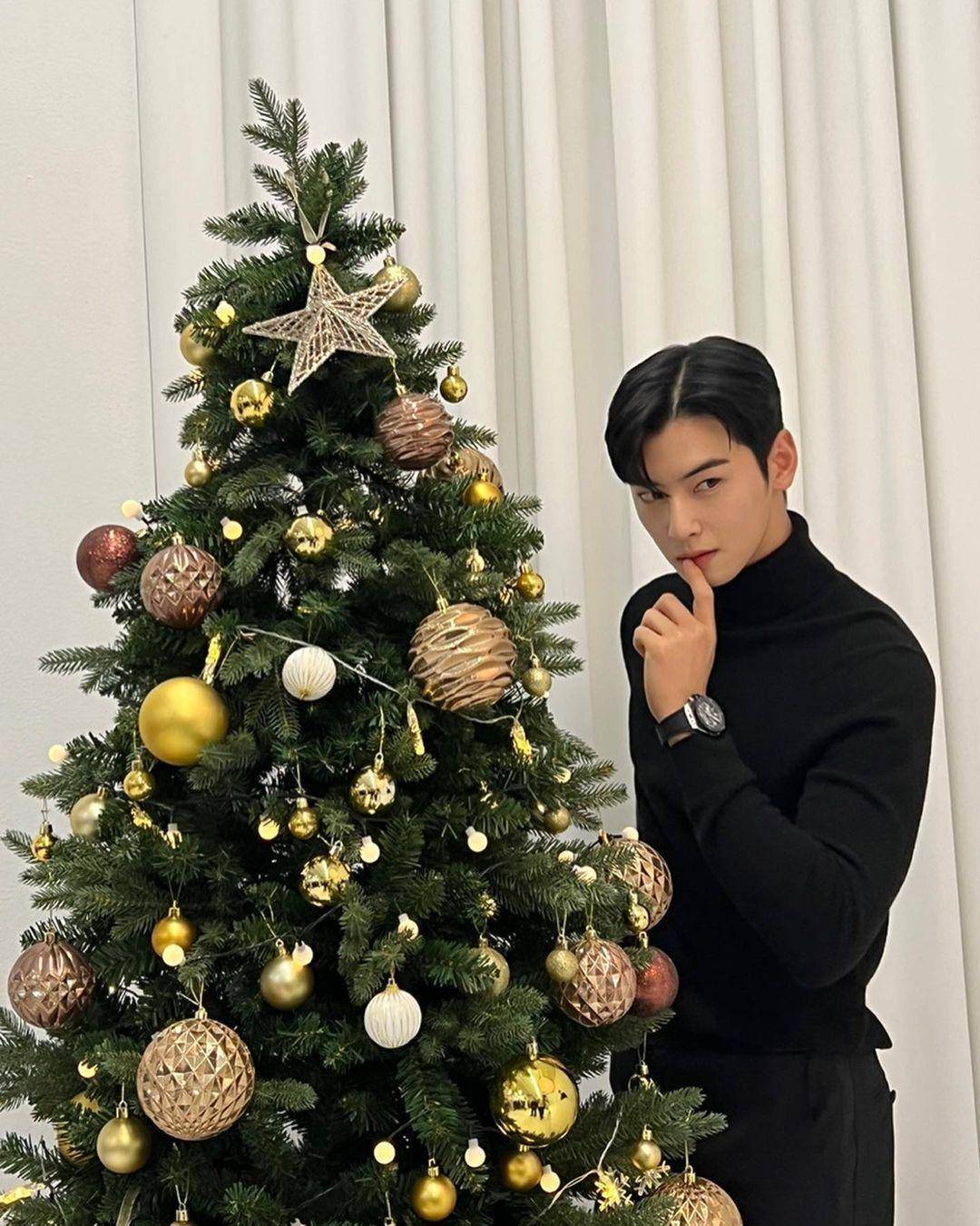 李俊昊另外一位被认证的爱豆转演员最成功的就是2pm人气成员李俊昊!