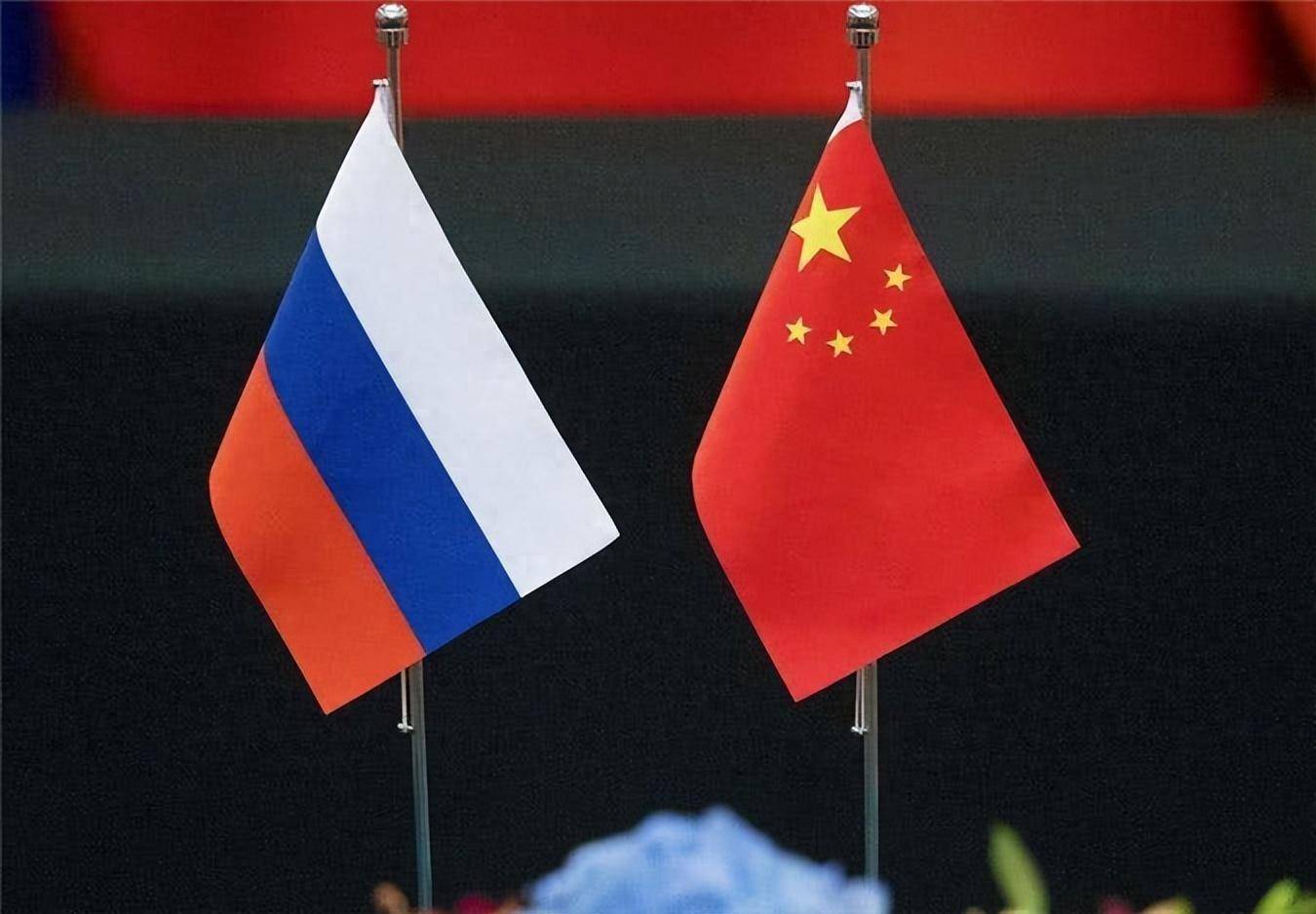 中俄撬动美霸权根基,新秩序将诞生,多国运回黄金,美联储已投降