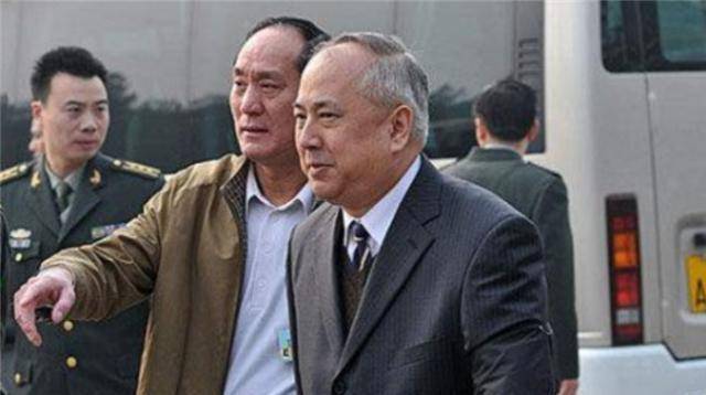 钱学森之子钱永刚,高中没毕业去参军,34岁考上大学,现状如何?