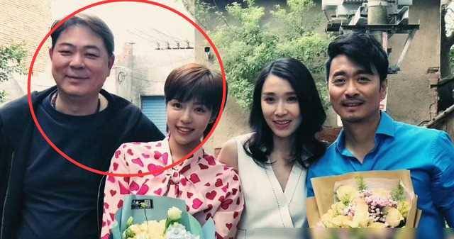 这不就是明星感情绯闻的典型例子吗?