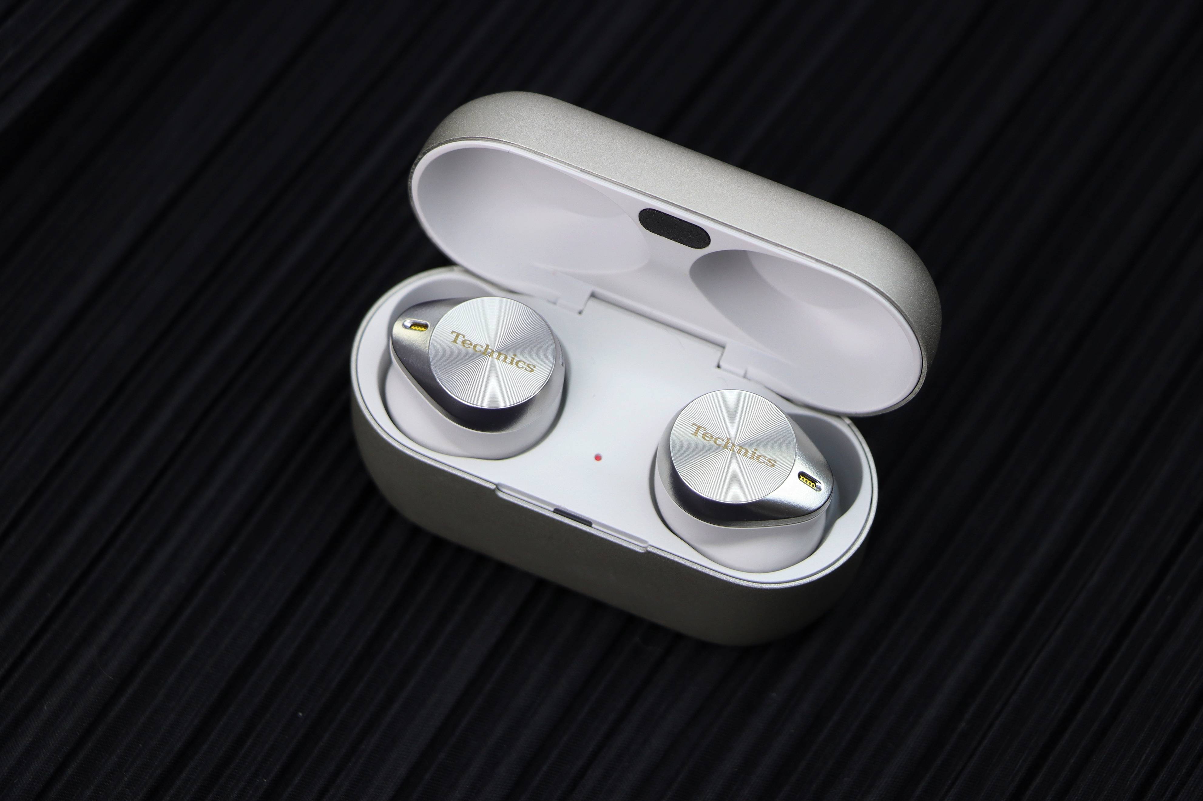 提升蓝牙耳机音质!omni耳机套搭配费兰朵,az80,akg n5005评测