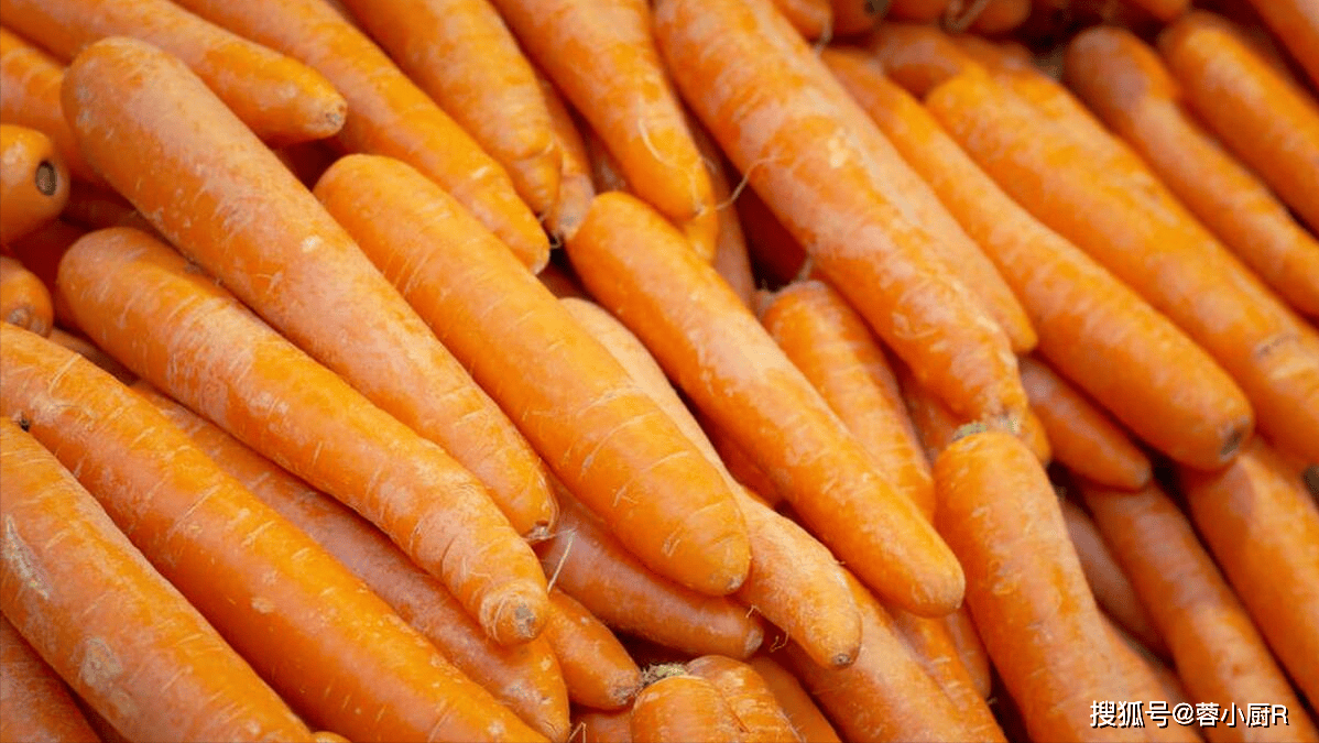 夏天到了,皮肤最爱的这5种蔬菜,低热量,抗氧化,越吃皮肤越白_胡萝卜