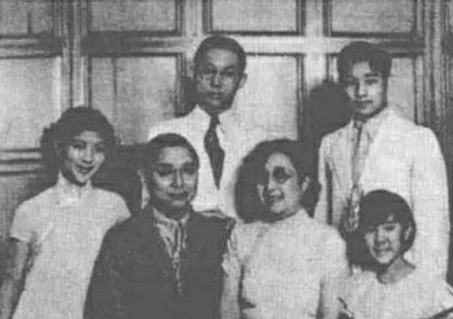 沦为生育机器,离婚后独闯上海滩,后成孙中山儿媳_蓝家_李定国_父亲