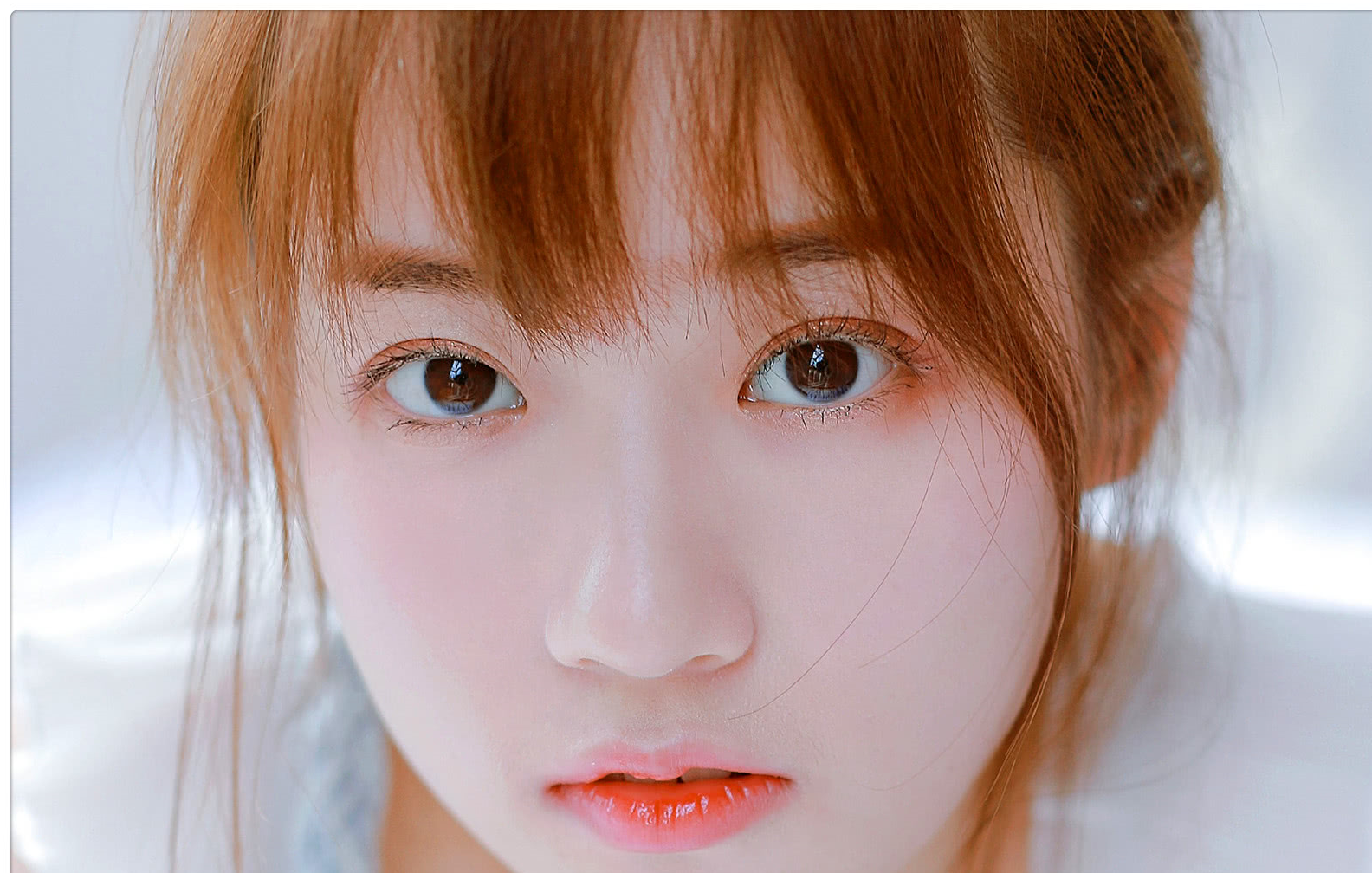 12星座:桃花旺的4大星座女,桃花朵朵开!