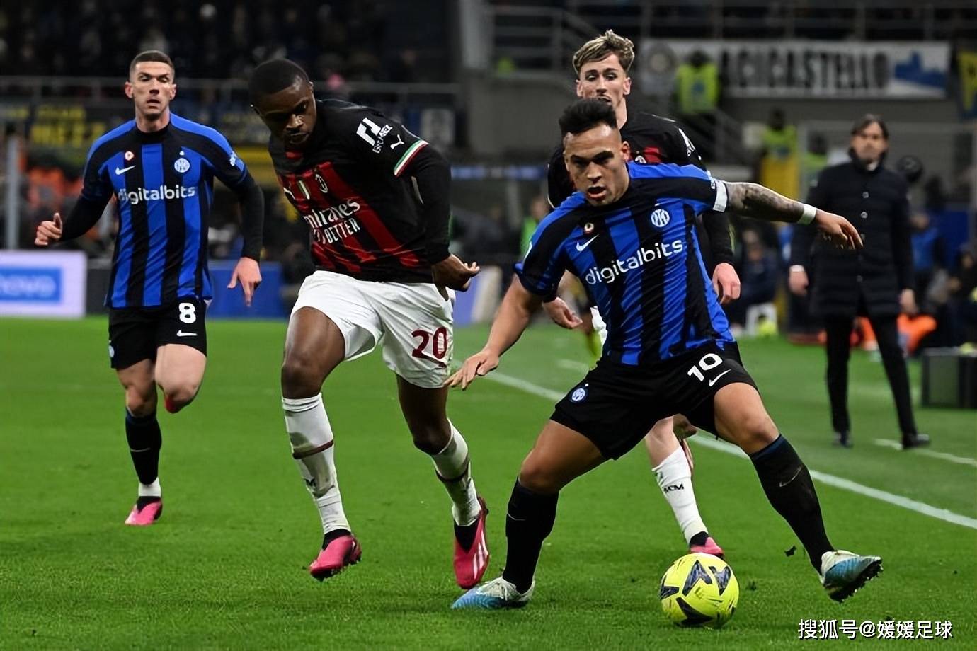 今日足球:佛罗伦萨vs那不勒斯 甘冈vs拉瓦勒