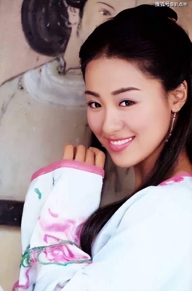 古偶审美倒退?20年前沈傲君才叫国色天香:错失聂远,巅峰期退圈