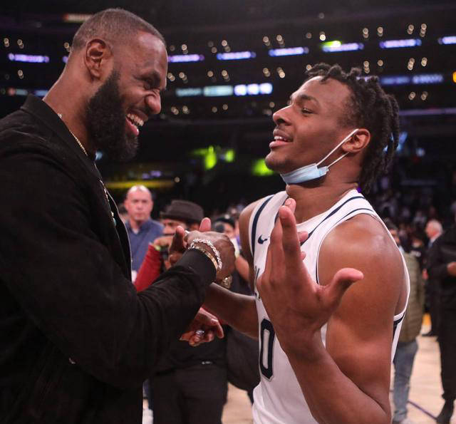 布朗尼的nba前景备受关注!_里奇·保罗_试训_詹姆斯