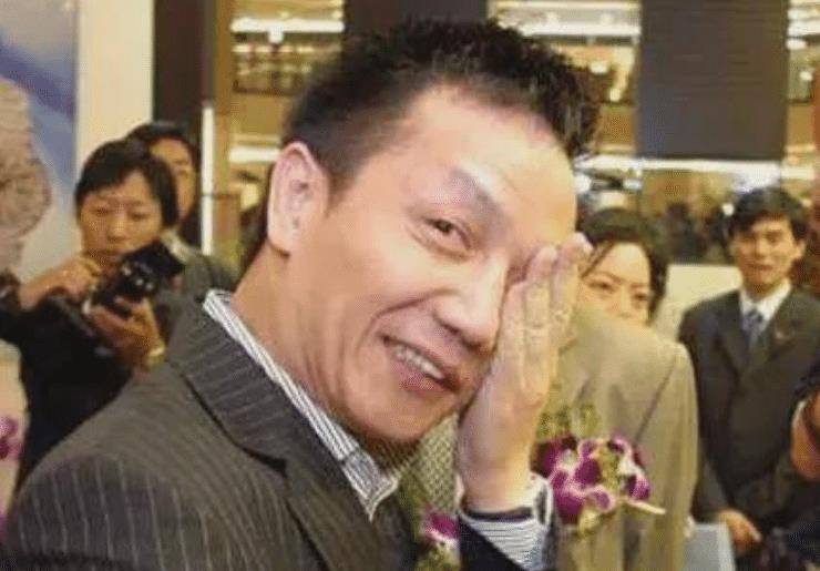 "运气首富"周正毅:入狱16年,不仅躲过金融危机,还净赚30亿