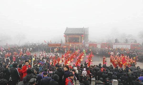 11月,《天书地字》由中国文物出版社出版.