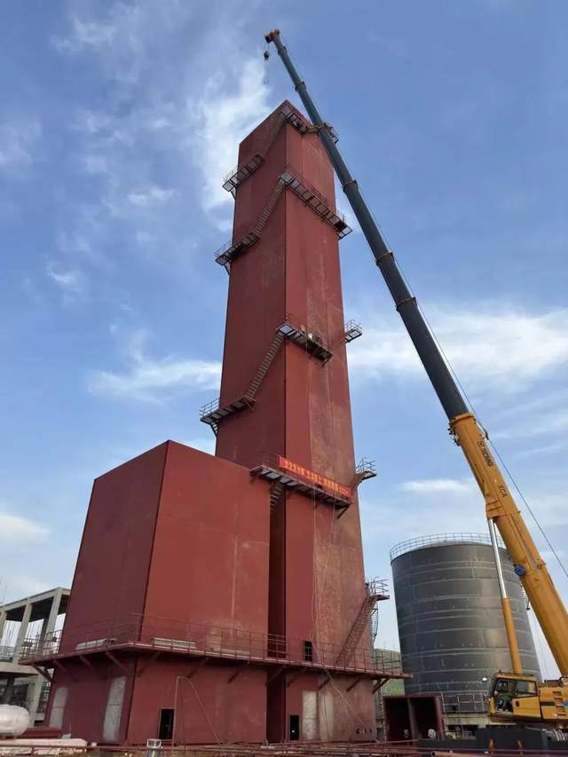 四川永盈空分冷箱封顶