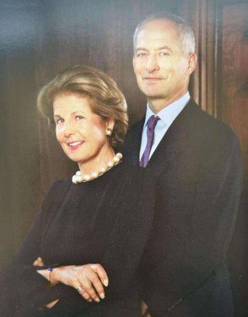 王子主动示爱,女孩:我家境普通比你大5岁,王子:我没这么肤浅_汉斯·