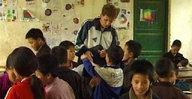 卢安克:德国外教扎根大山10年,支教无关名利只为孩子将来!