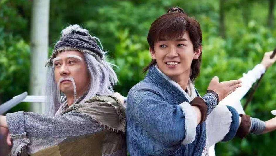 从萧峰到张无忌,历代主角其实是"一家亲",你看他们是什么关系_杨过