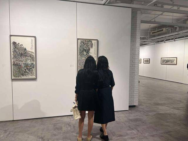 "我见青山多妩媚"新山水画展在京启幕