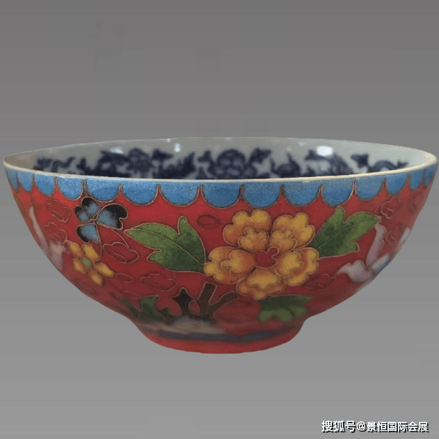 【伊】赤地龍紋碗　大明成化年製(李0099)