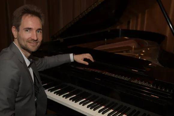 德国钢琴和即兴演奏教授劳伦斯·帕兹拉夫(laurens patzlaff)来华大师