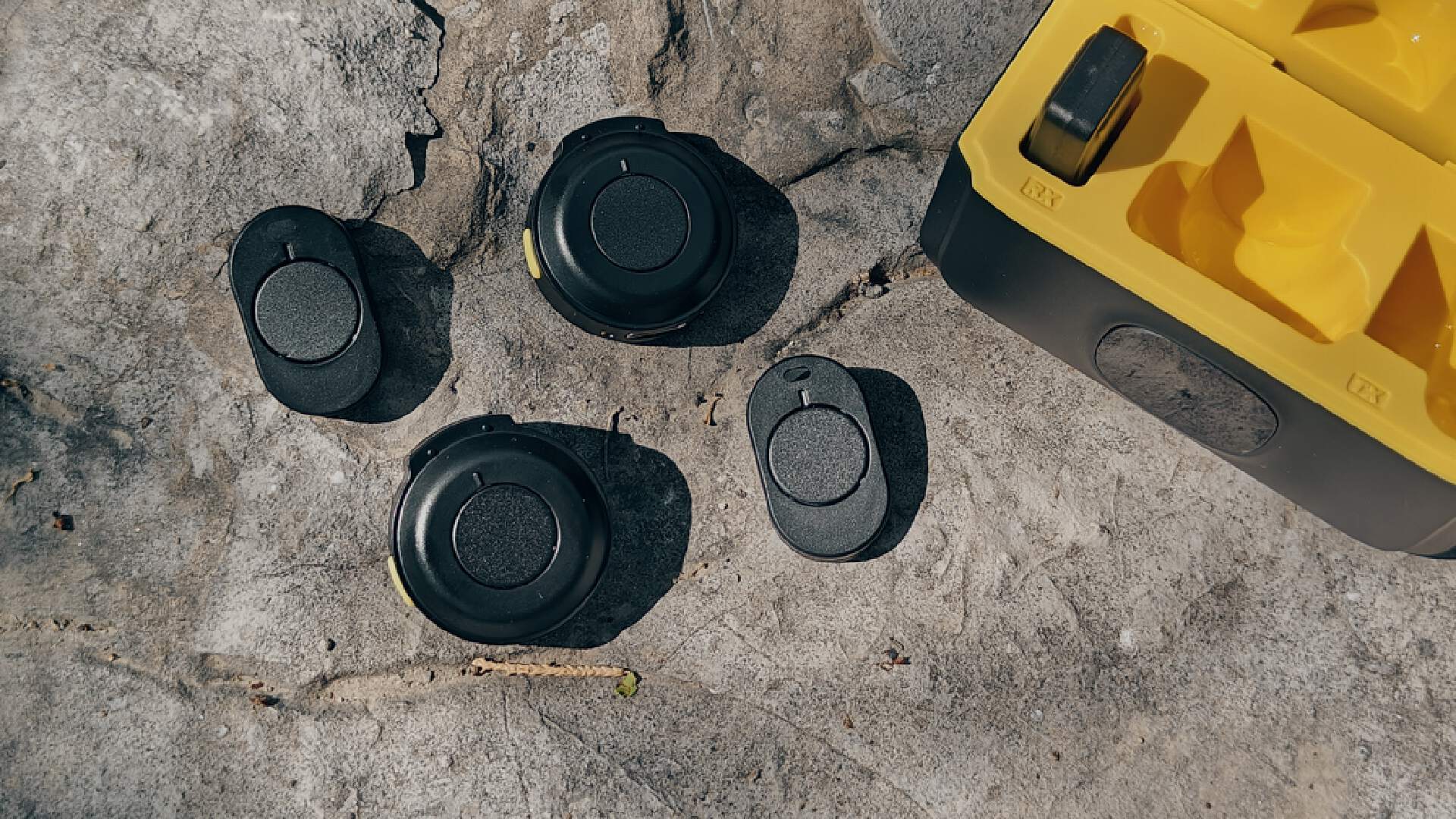 手机vlog用户福音!一拖二的西圣mike无线麦克风不足200元就能入手