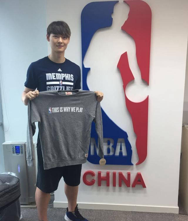 然而,王哲林个人并未表露此意,未参与nba选秀报名,当时规定与今日略有